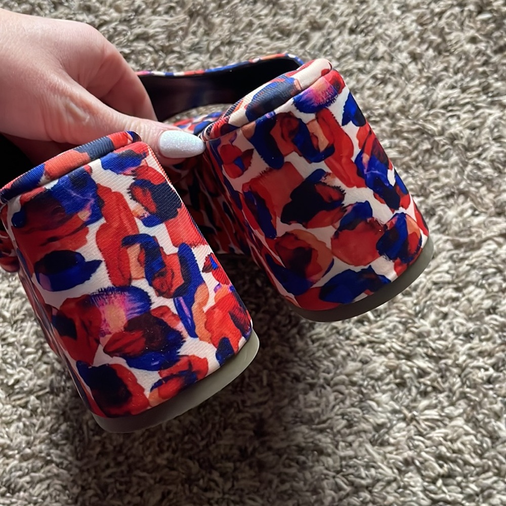 Platform sandals - Picture 3 of 5
